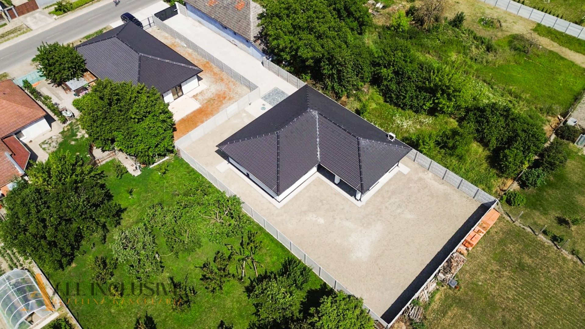 External property image
