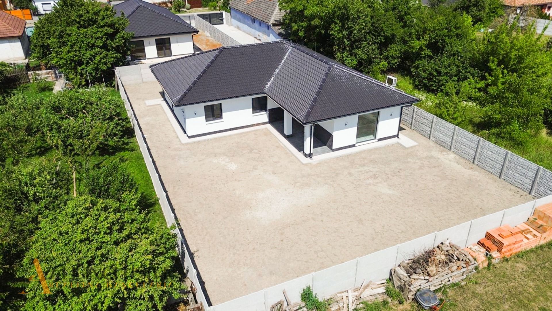 External property image