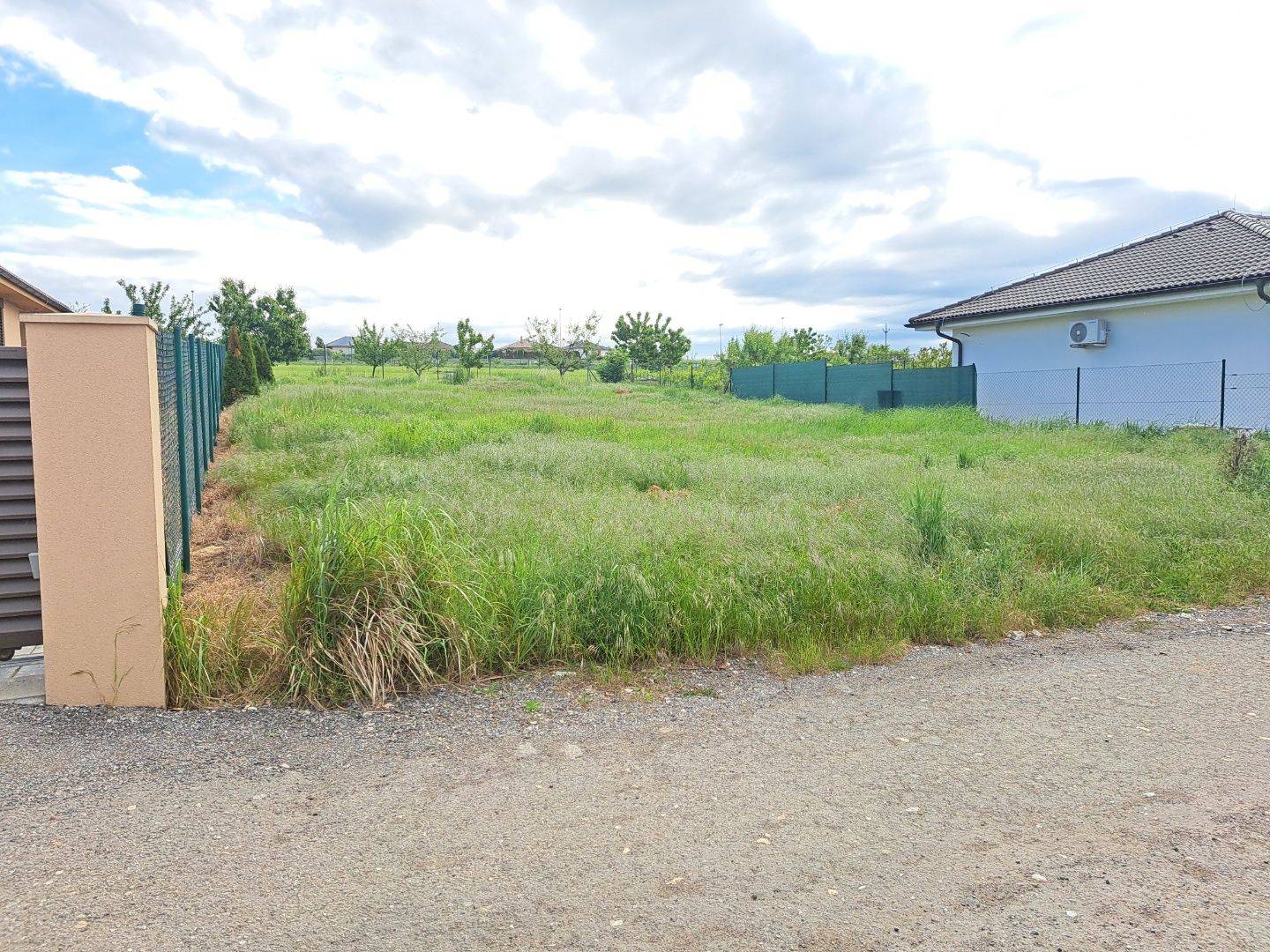 Stavebný pozemok v Novom Cabaji 680m2