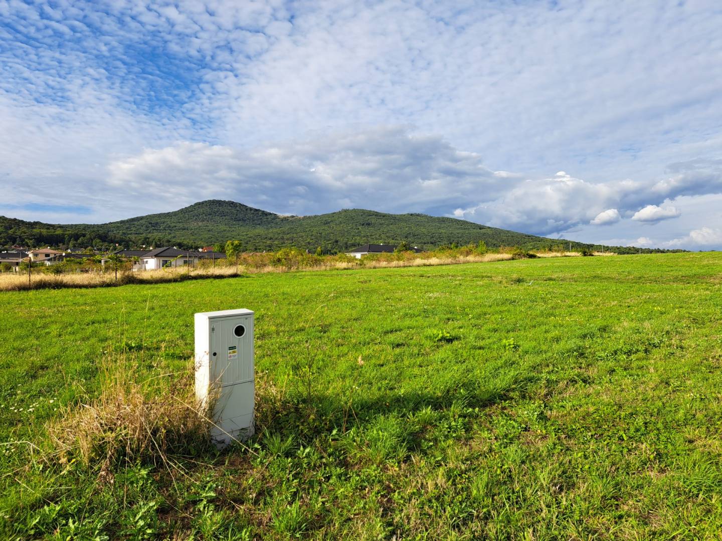Stavebný pozemok 673 m2 v Štitároch s výhľadom na Zobor i Žibricu