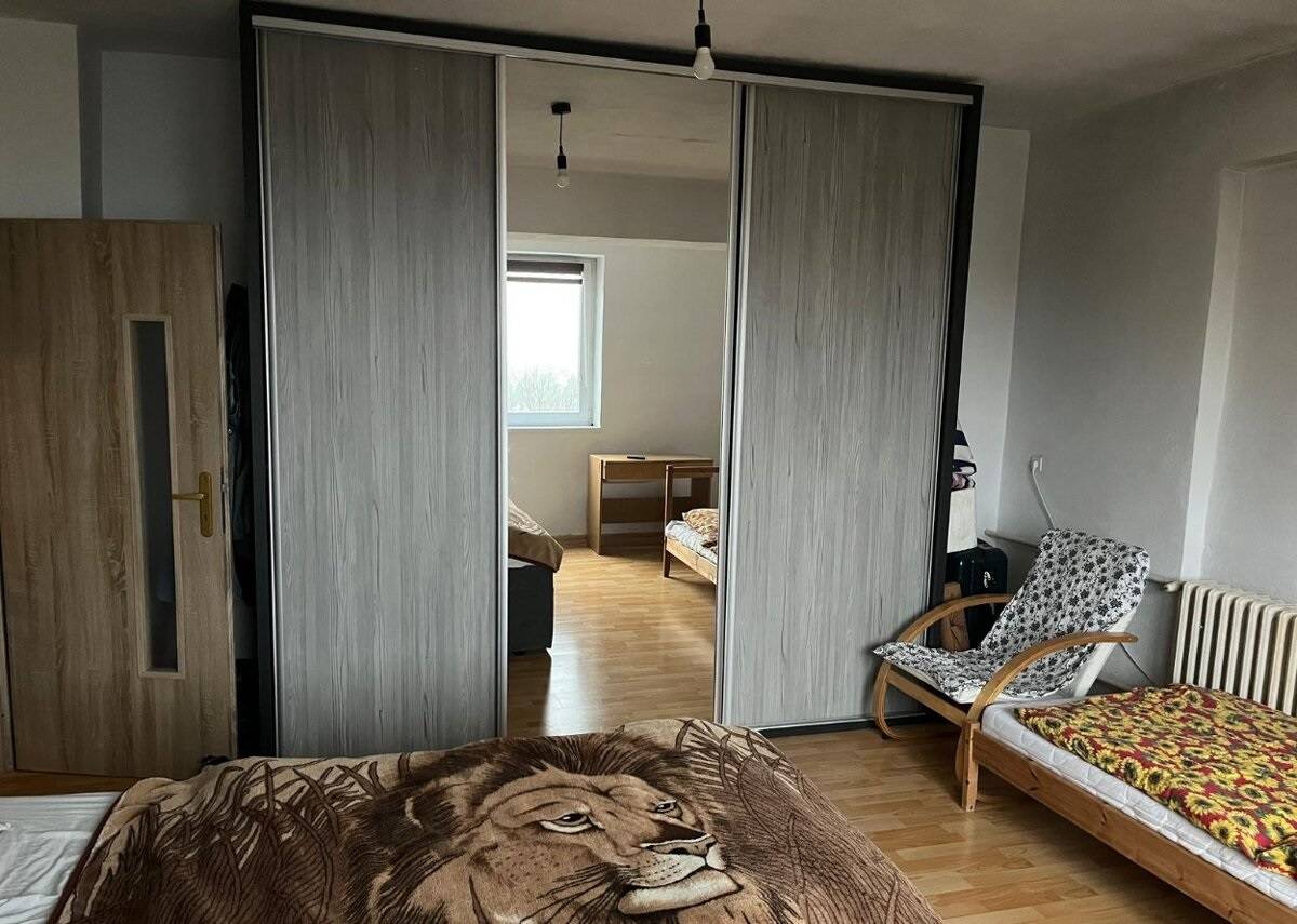 Rodinný dom v Štitároch s výhľadom a pod lesom