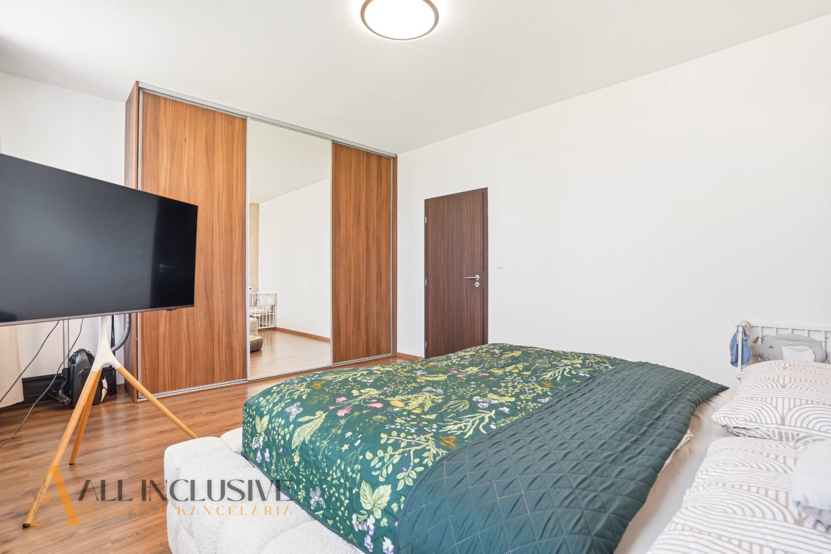 External property image