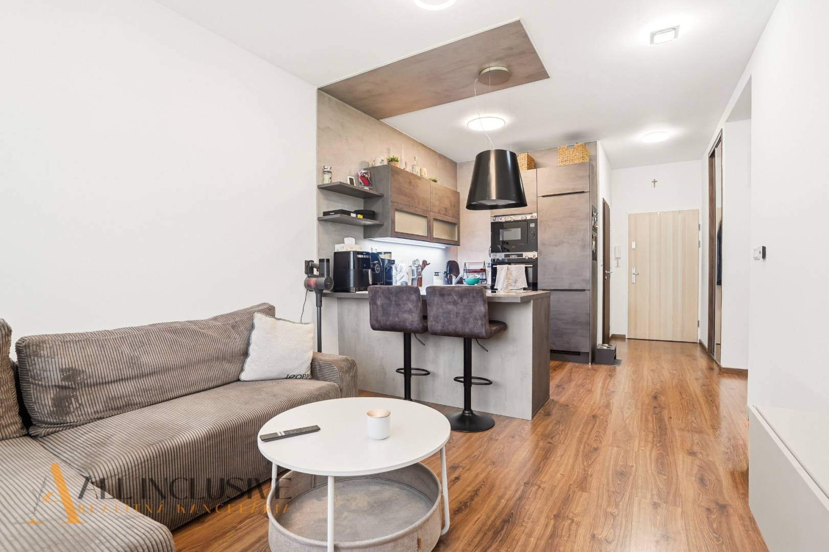 External property image