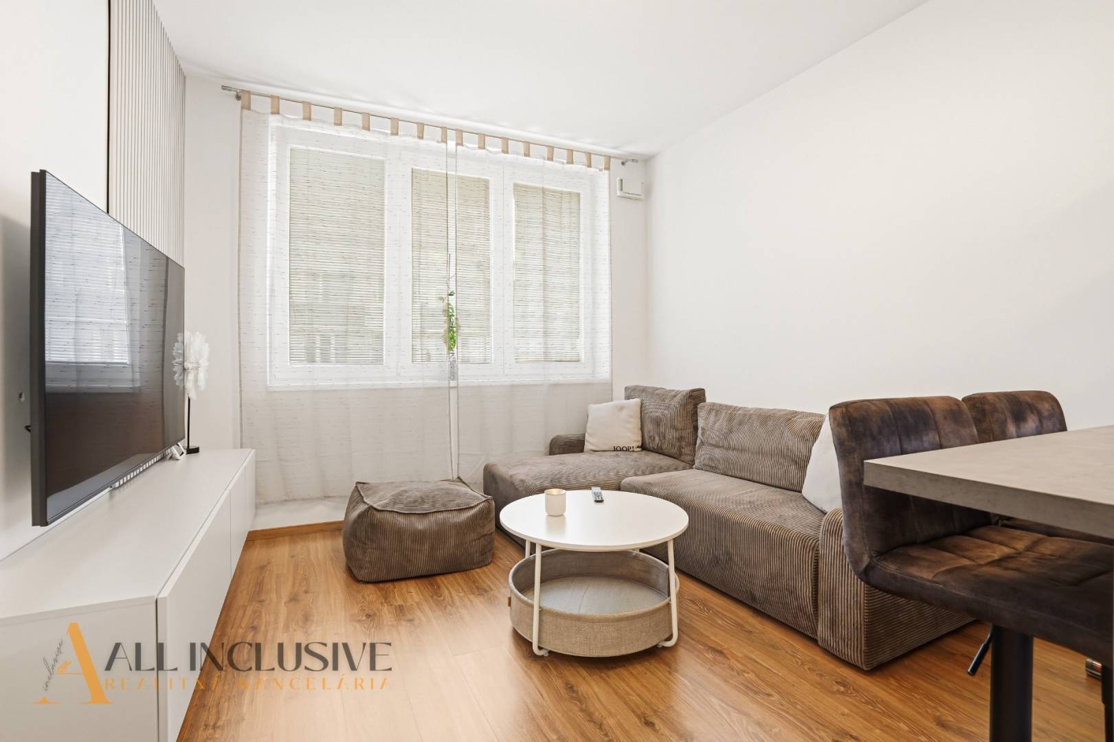 External property image