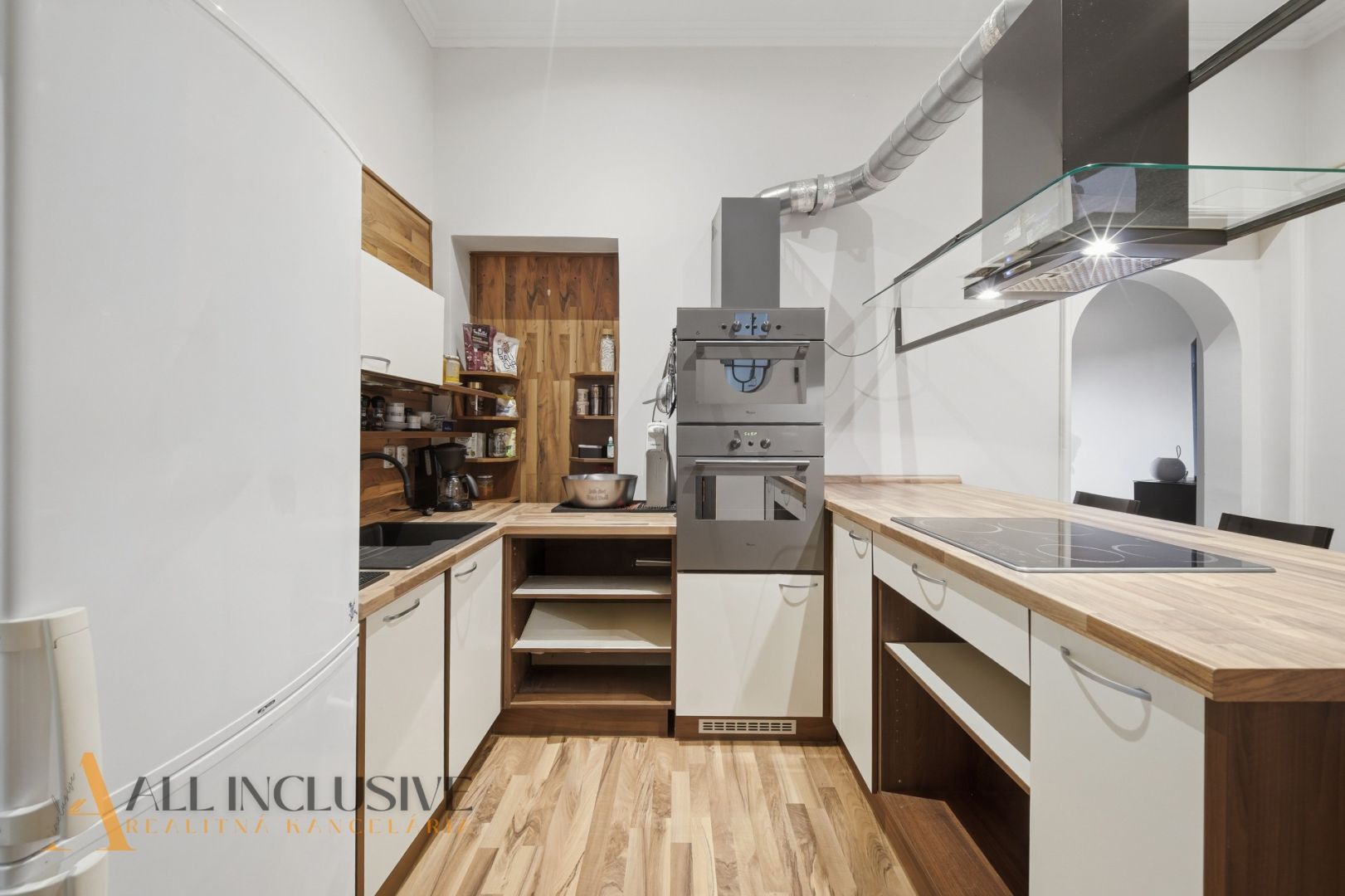 External property image