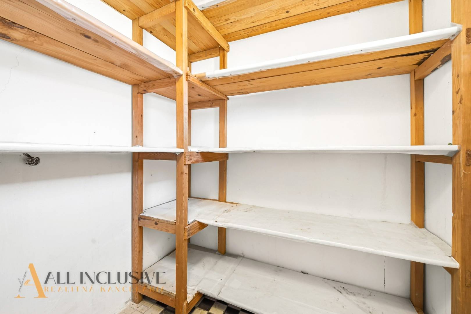 External property image