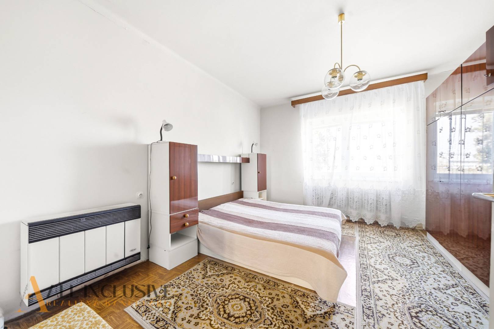 External property image