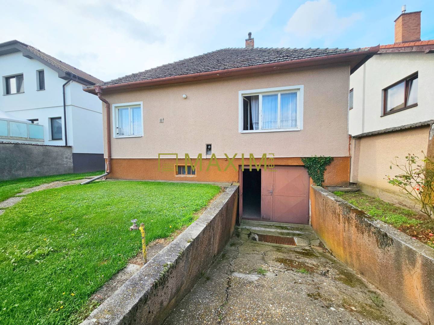 Ponúkame na predaj Rodinný dom v Čuňove