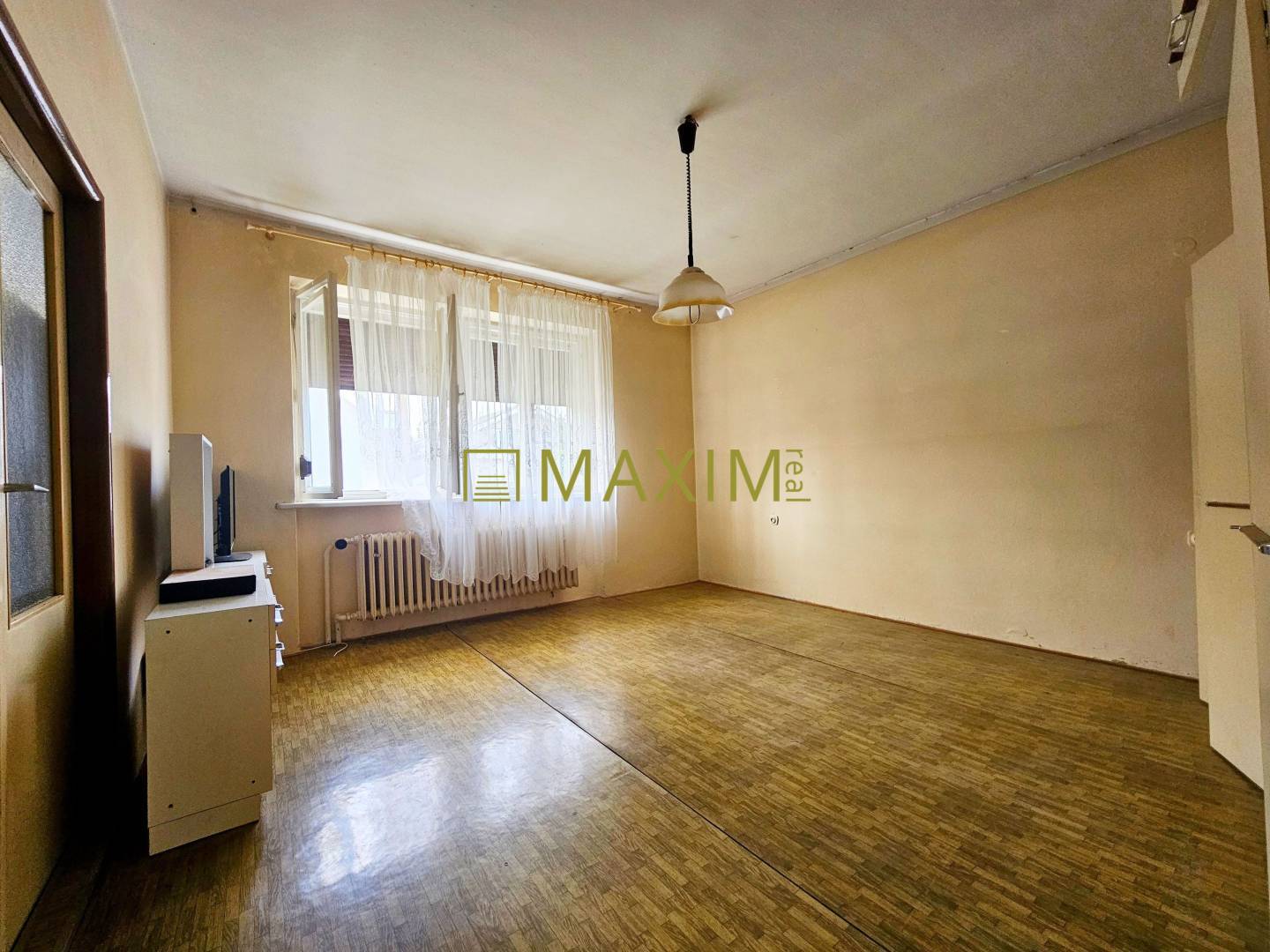 Ponúkame na predaj Rodinný dom v Čuňove