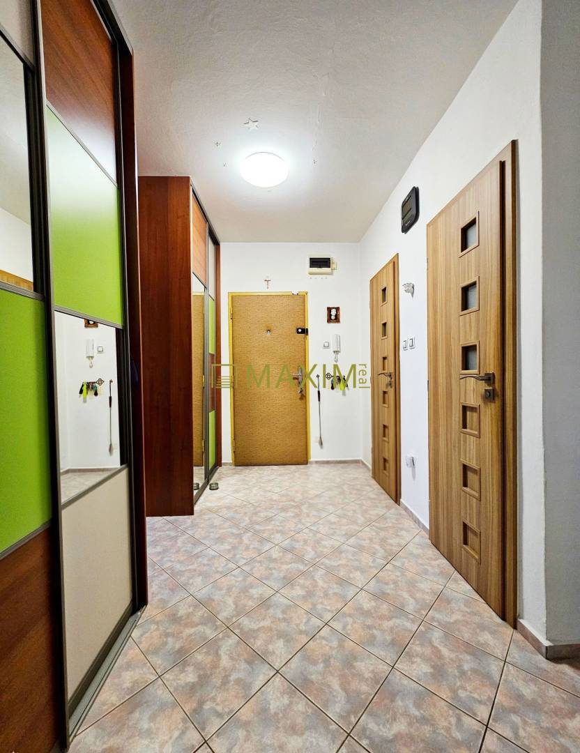 Ponúkame na predaj 3-izbový byt na Hnileckej ulici v Bratislave