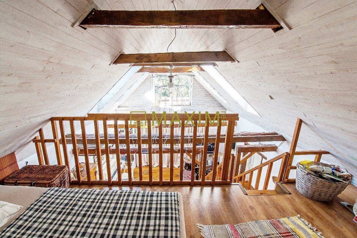 TOP – Okúzlujúci dom, zariadený vo vintage štýle s jedinečným pozemkom