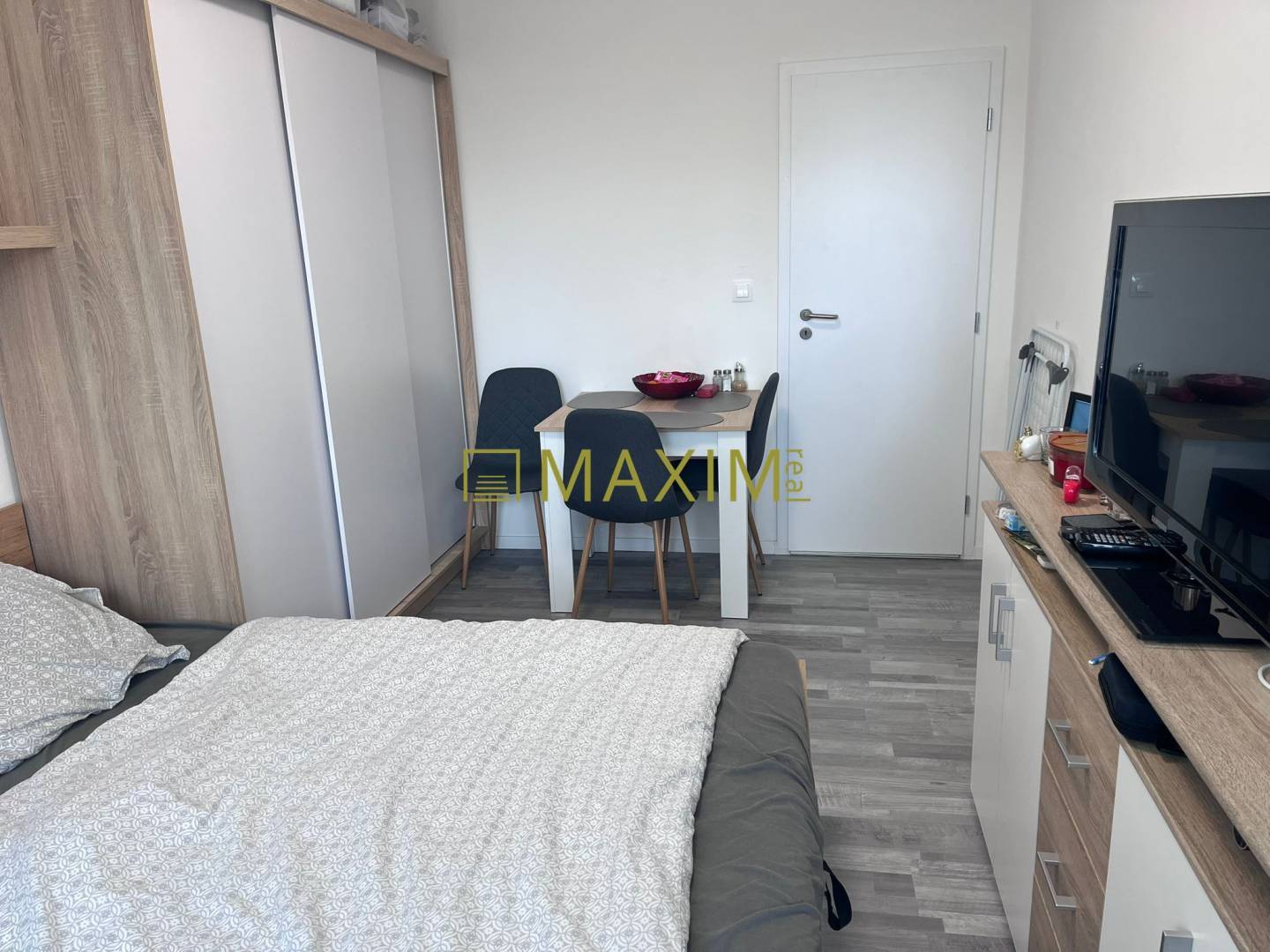 2-izbový byt s priestrannou lodžiou v bytovom dome – Vlčie hrdlo, BA