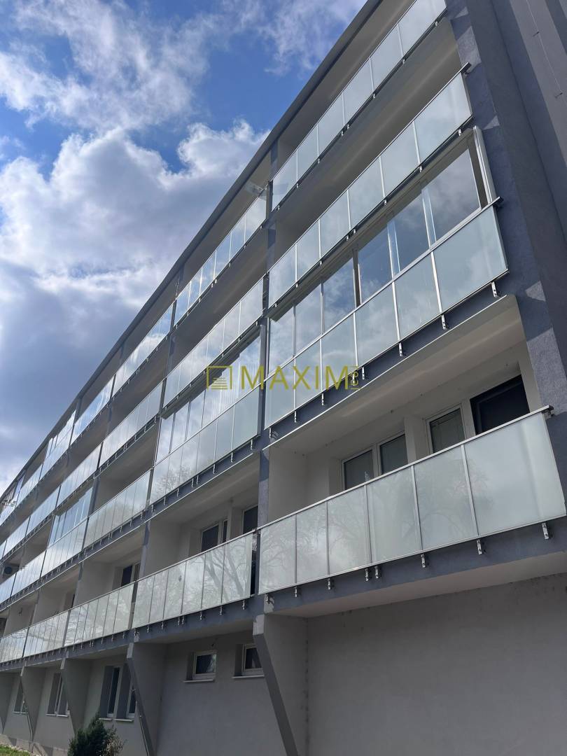 2-izbový byt s priestrannou lodžiou v bytovom dome – Vlčie hrdlo, BA