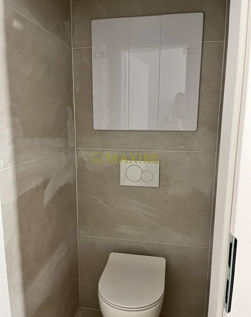 Štýlový 2-izbový byt po rekonštrukcii s balkónom v centre Malaciek