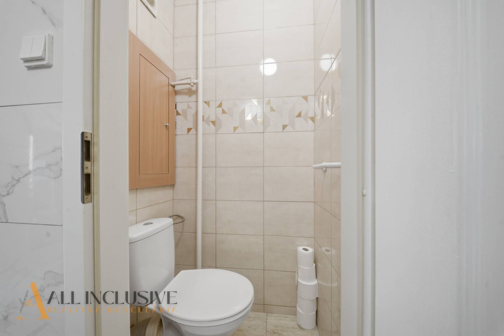 External property image