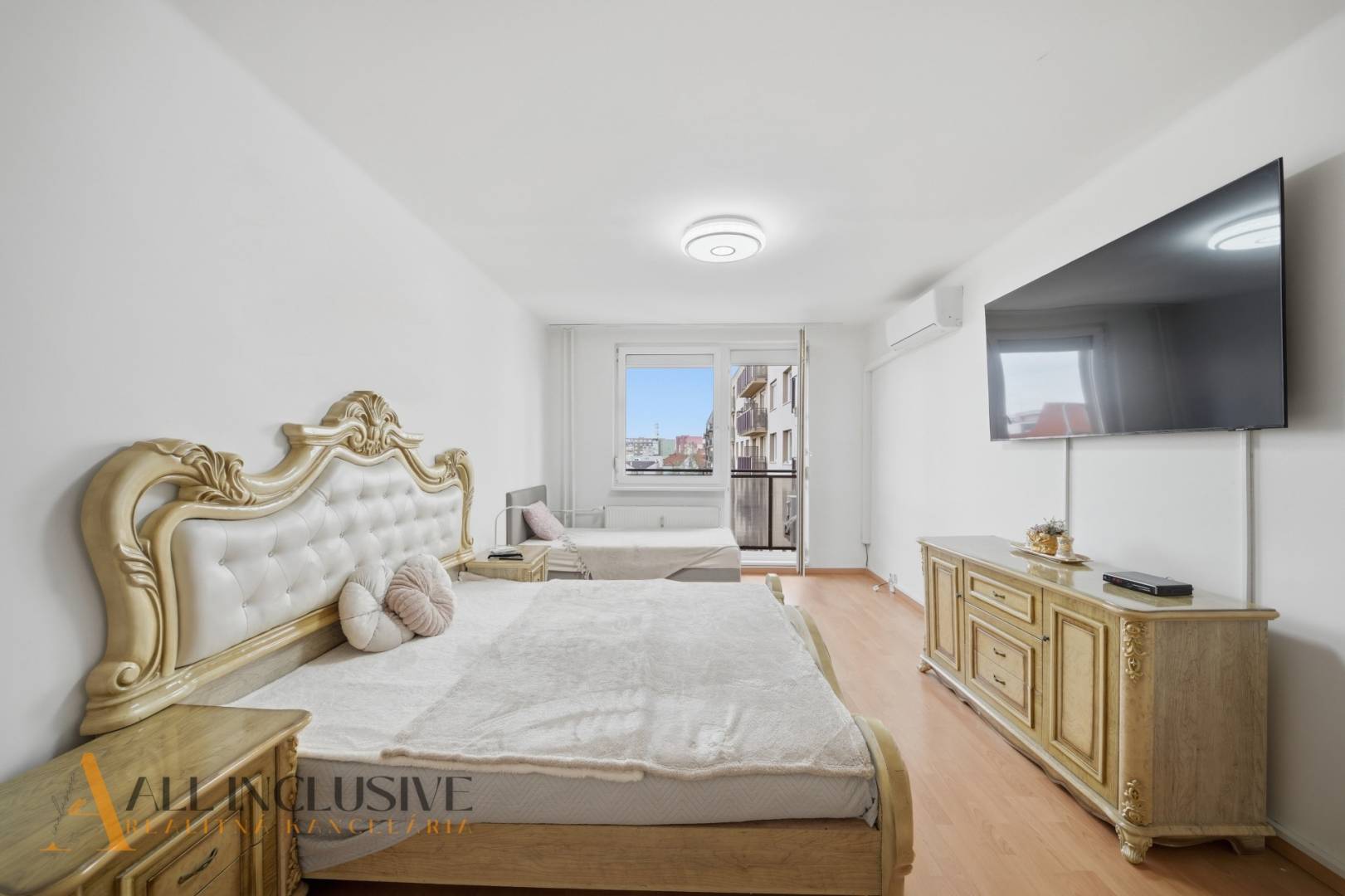 External property image