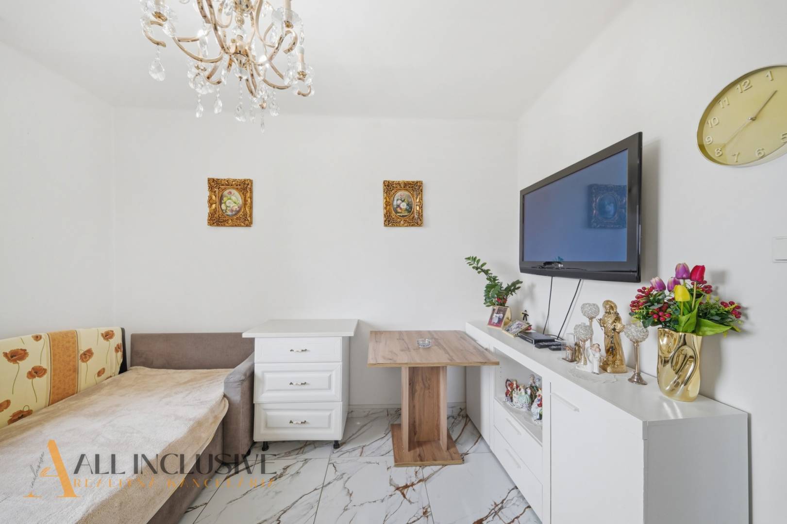 External property image