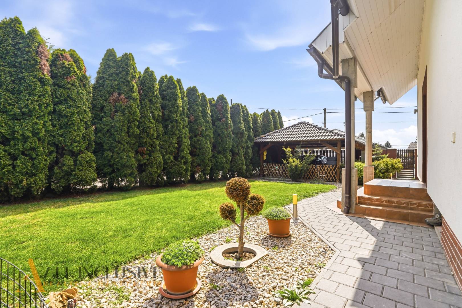 External property image