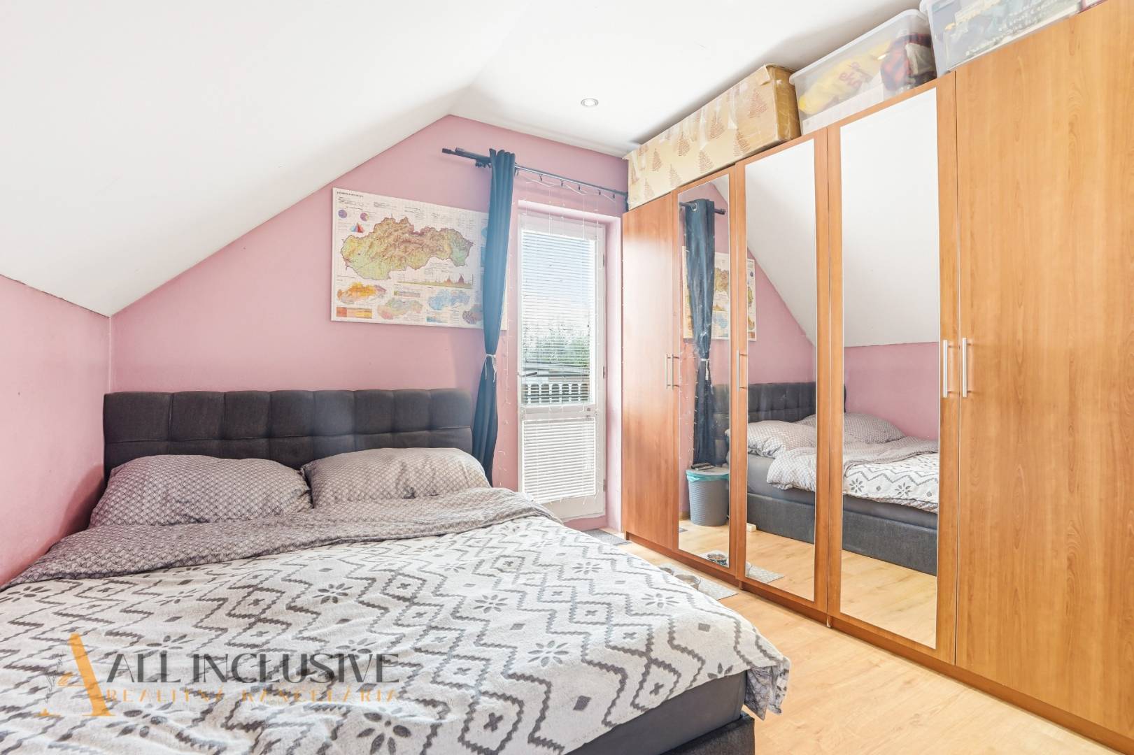 External property image