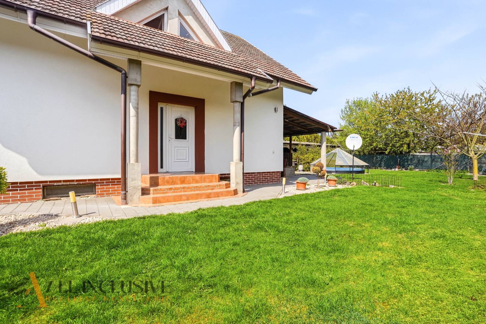 External property image