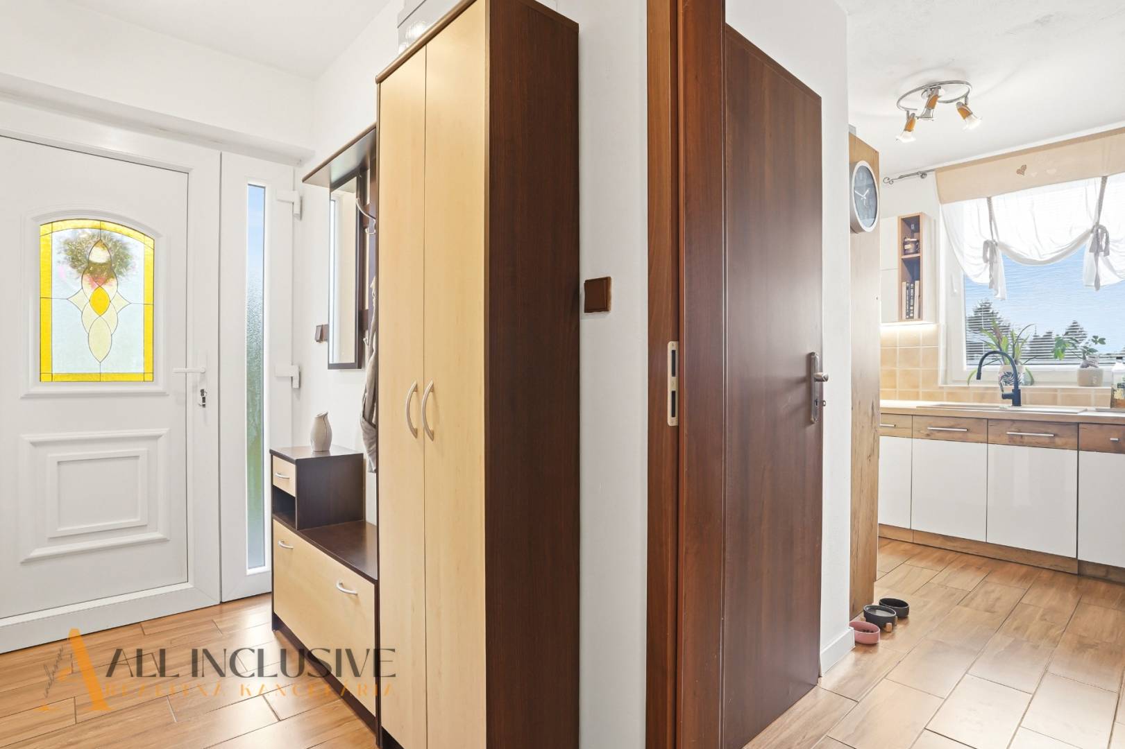 External property image