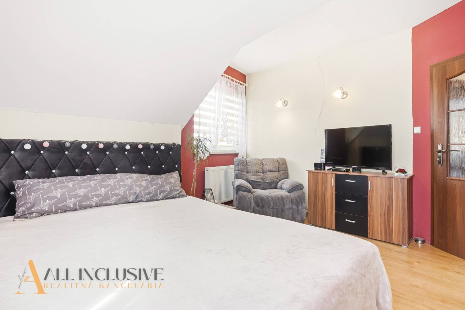 External property image