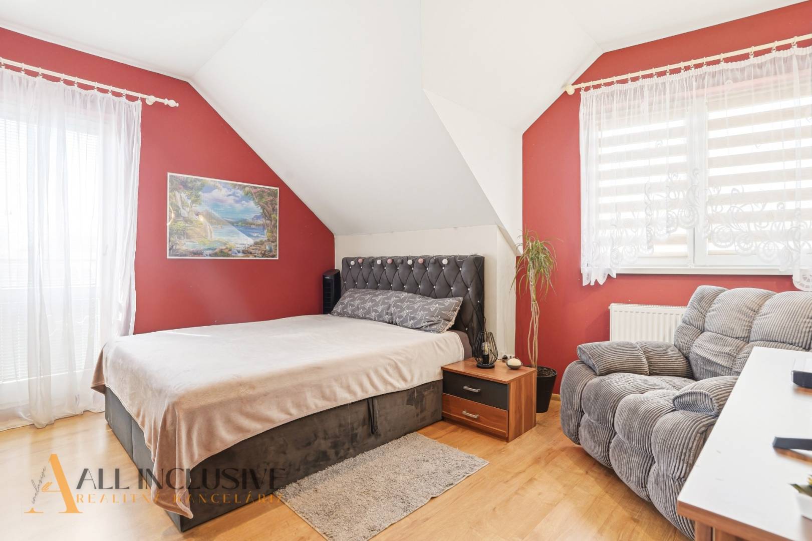 External property image