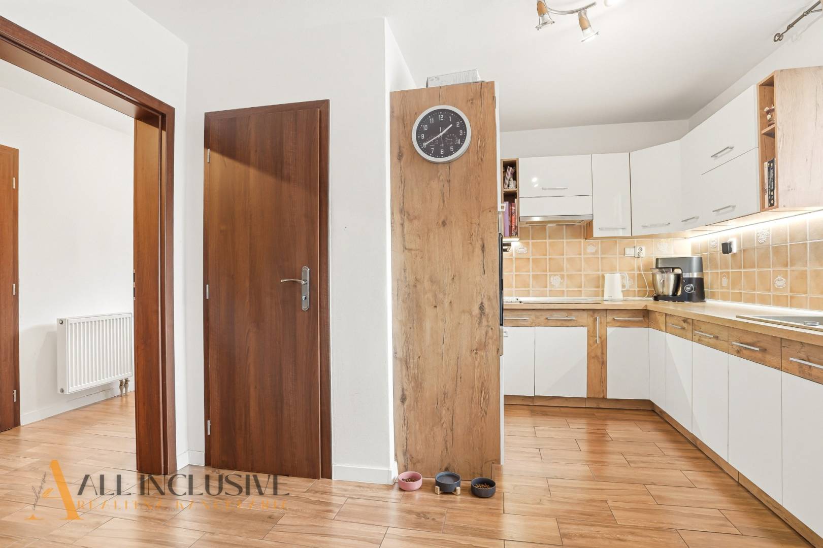 External property image