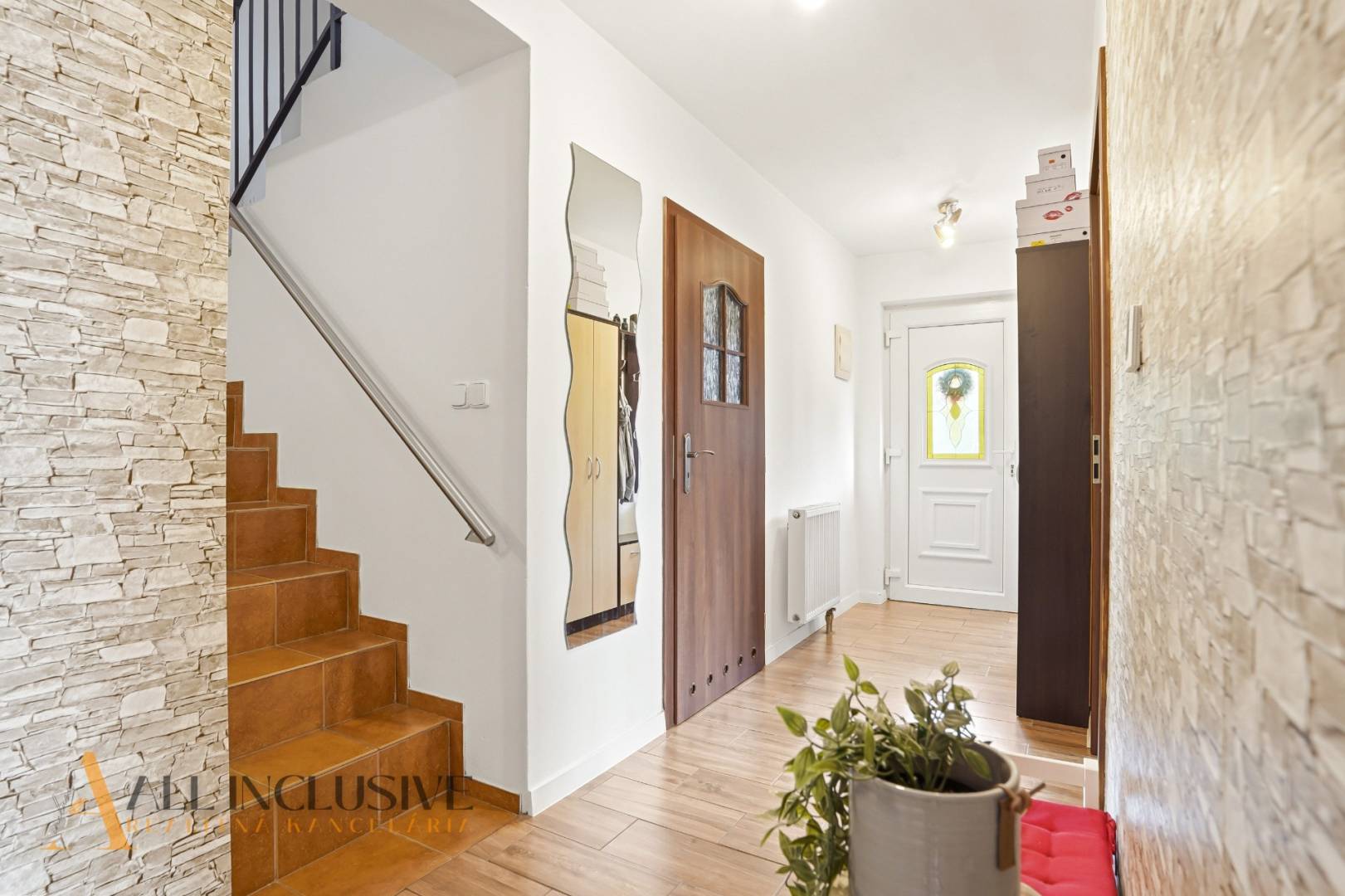 External property image