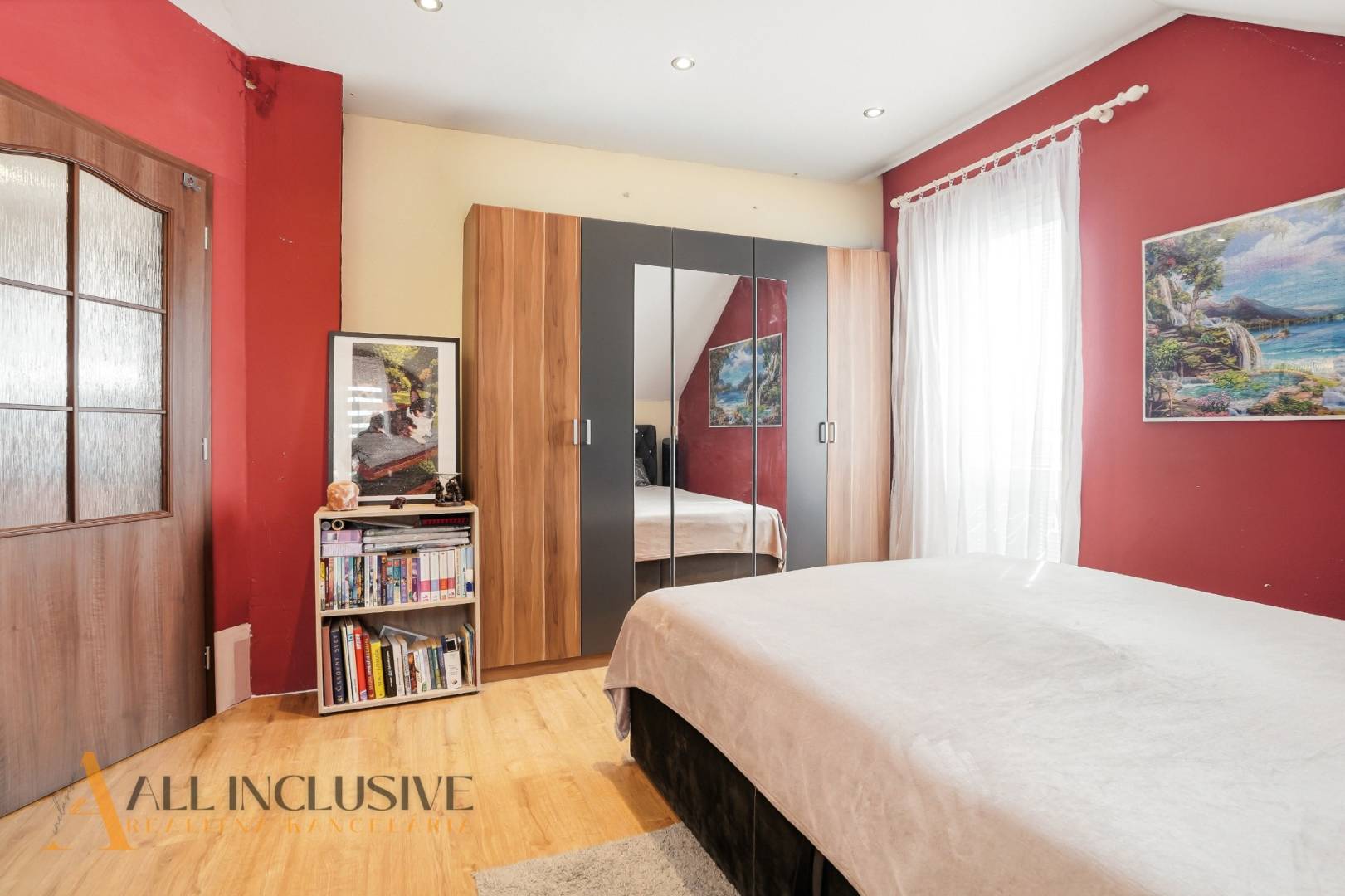 External property image