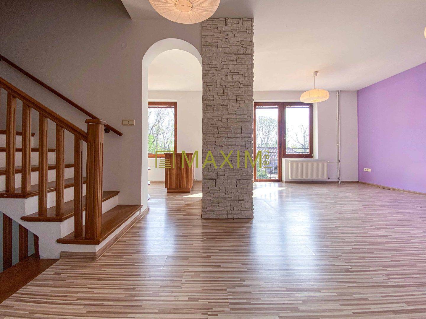 5-izbový rodinný dom, dvojpodlažný, podpivničený, Kátlovce