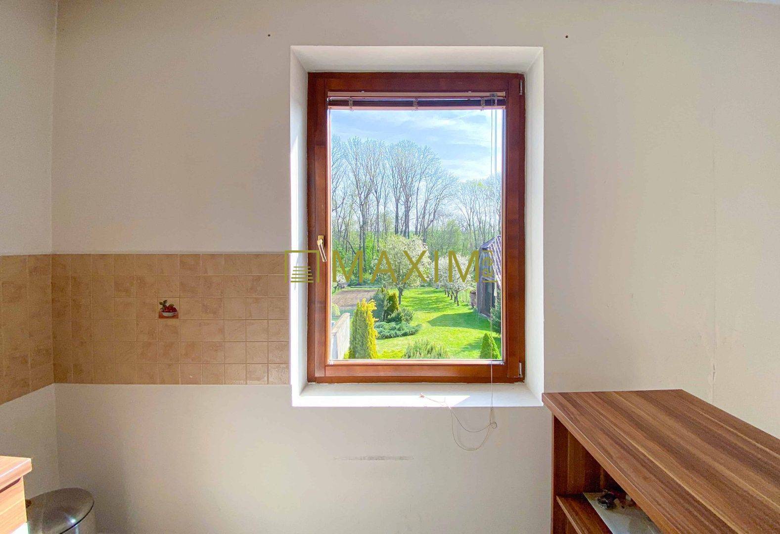 5-izbový rodinný dom, dvojpodlažný, podpivničený, Kátlovce