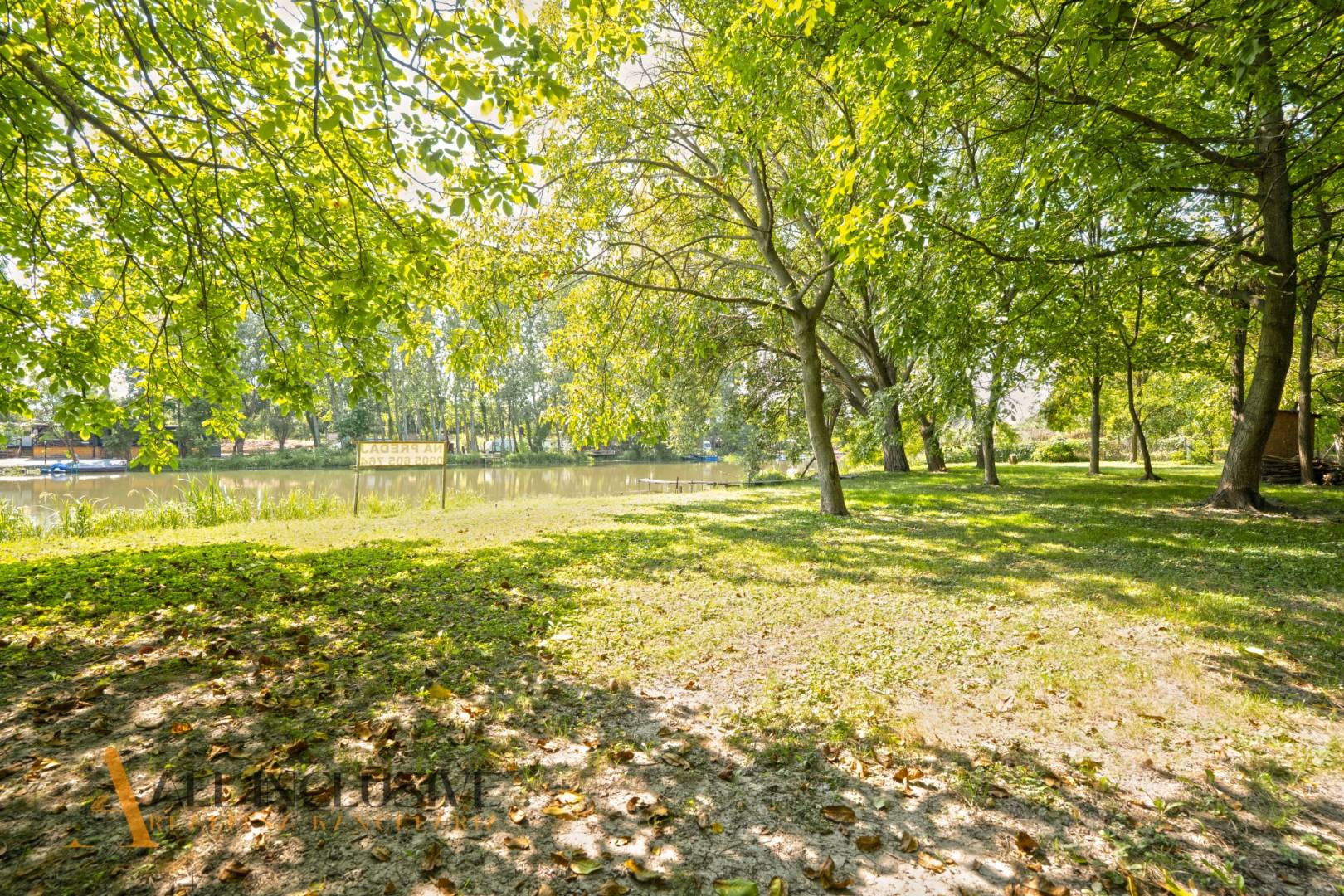 External property image