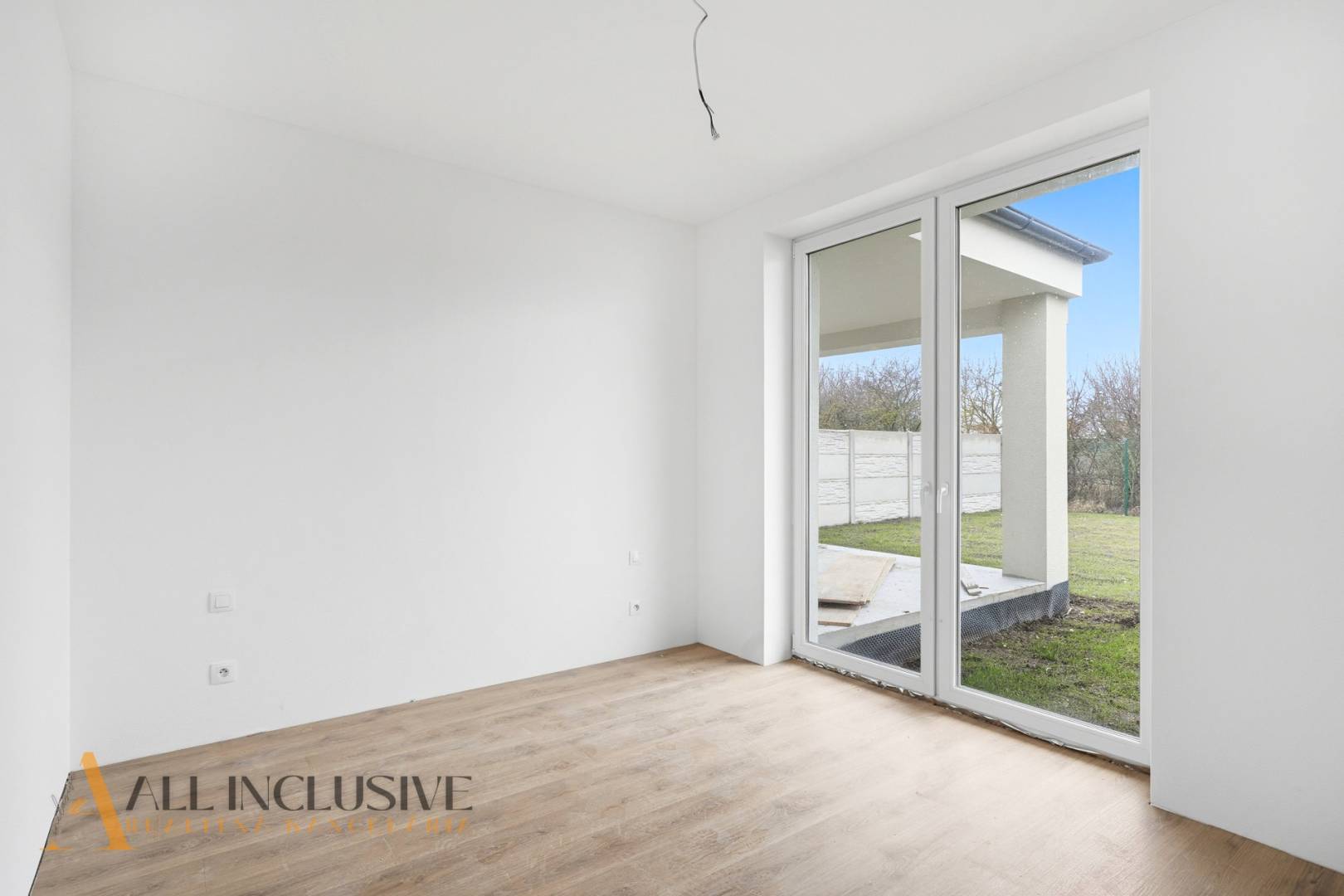 External property image