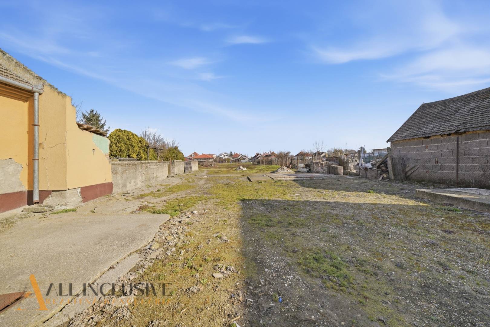 External property image