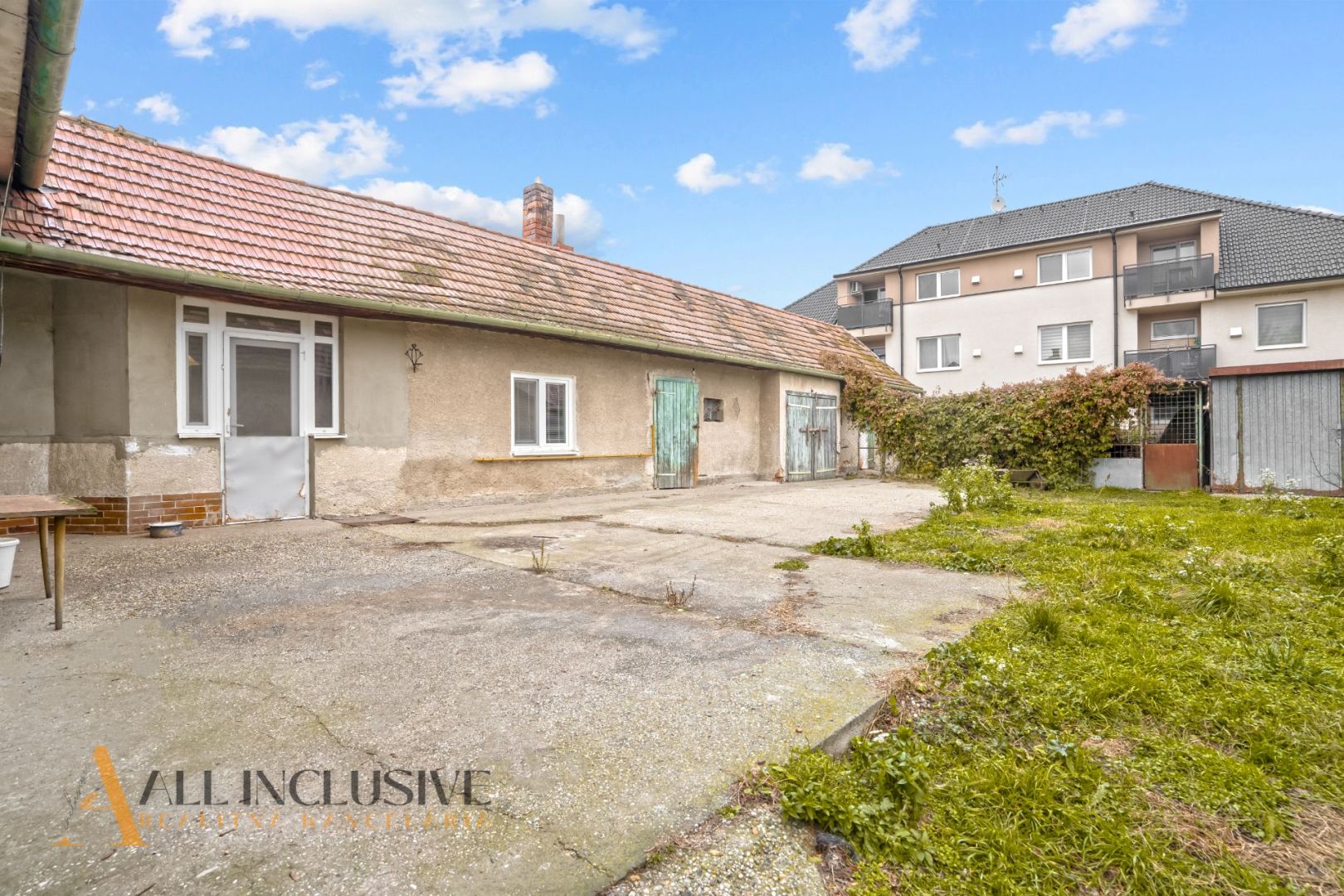 External property image
