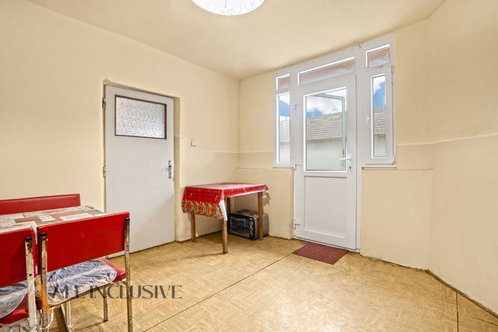 External property image