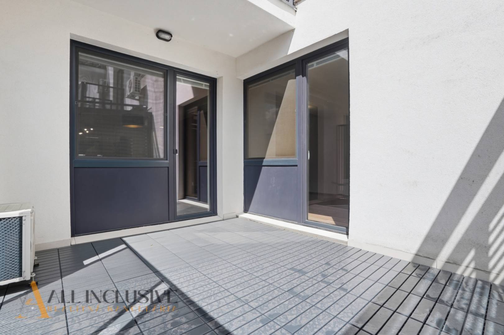 External property image