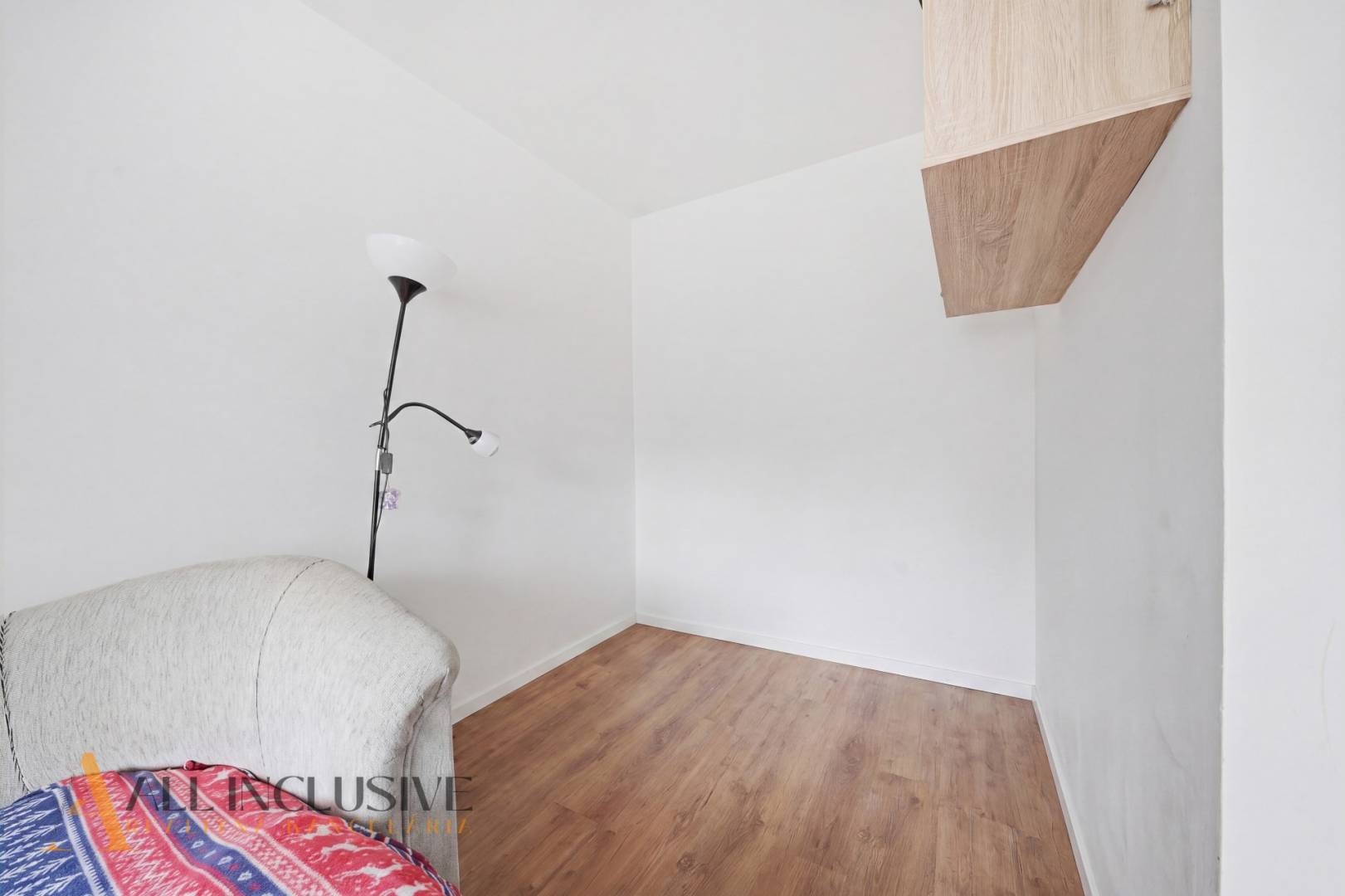 External property image