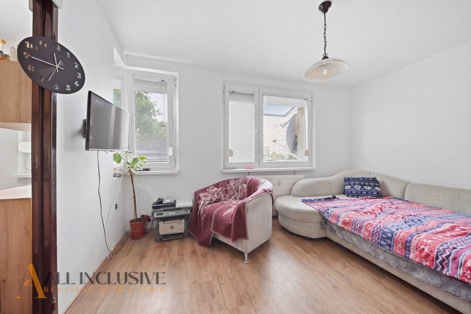 External property image