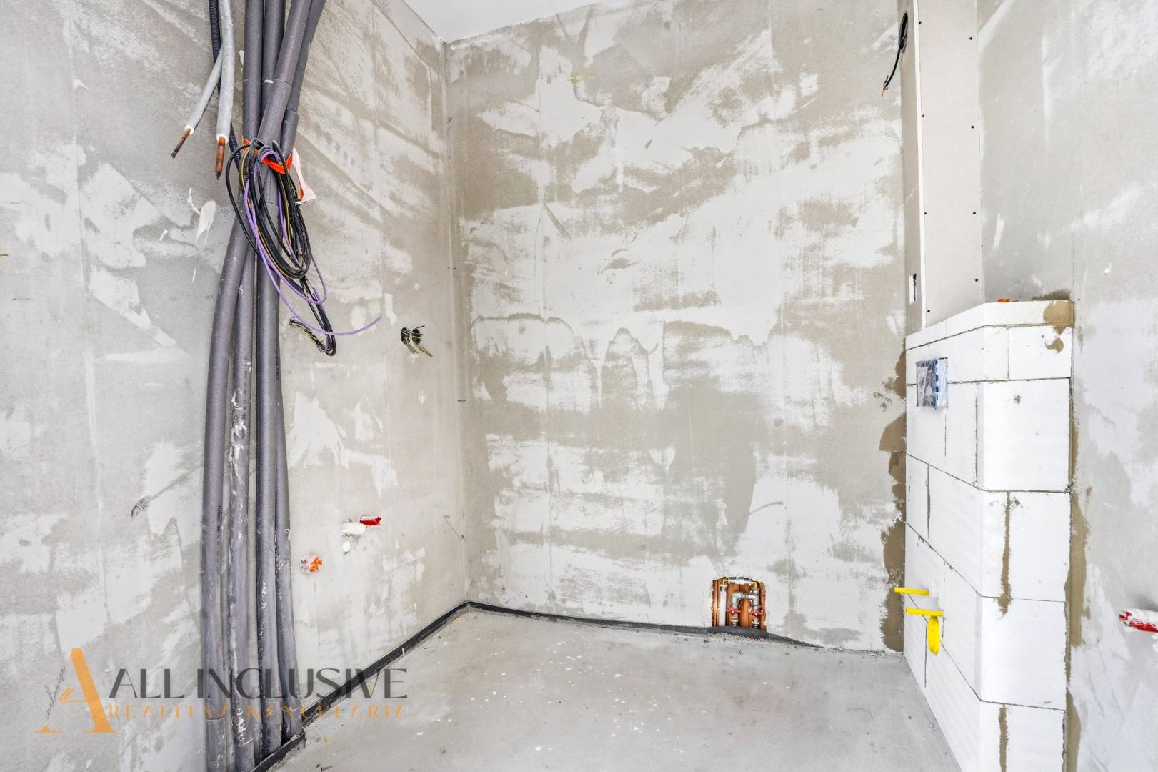 External property image