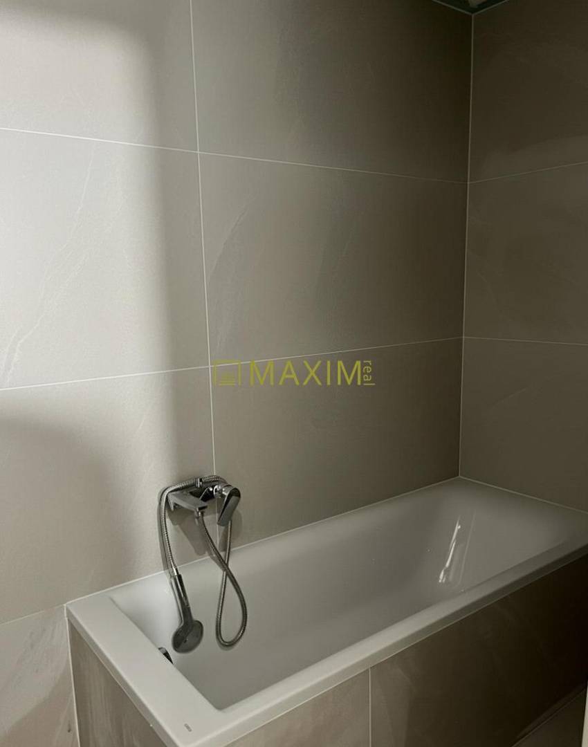 Štýlový 2-izbový byt po rekonštrukcii s balkónom v centre Malaciek