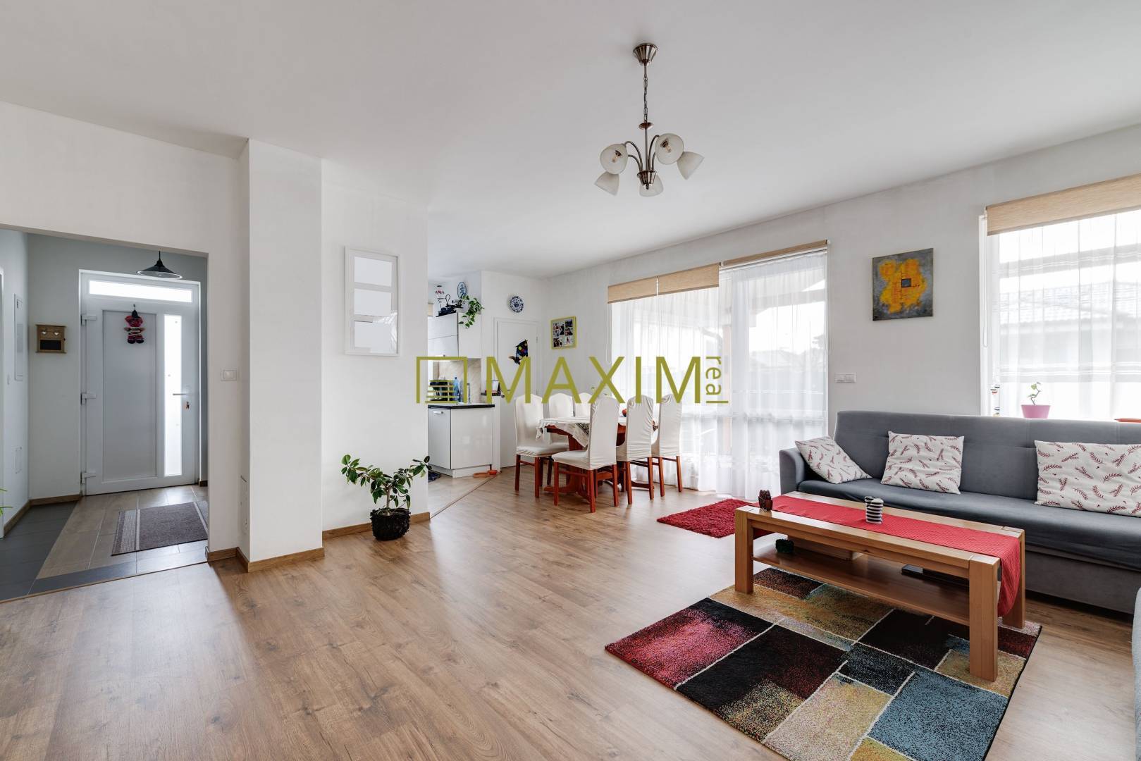 Moderný samostatne stojaci 4-izbový bungalov, Láb okres Malacky