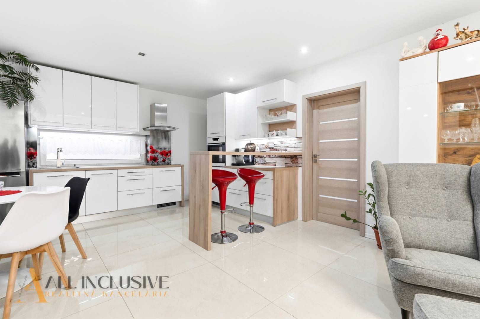 External property image