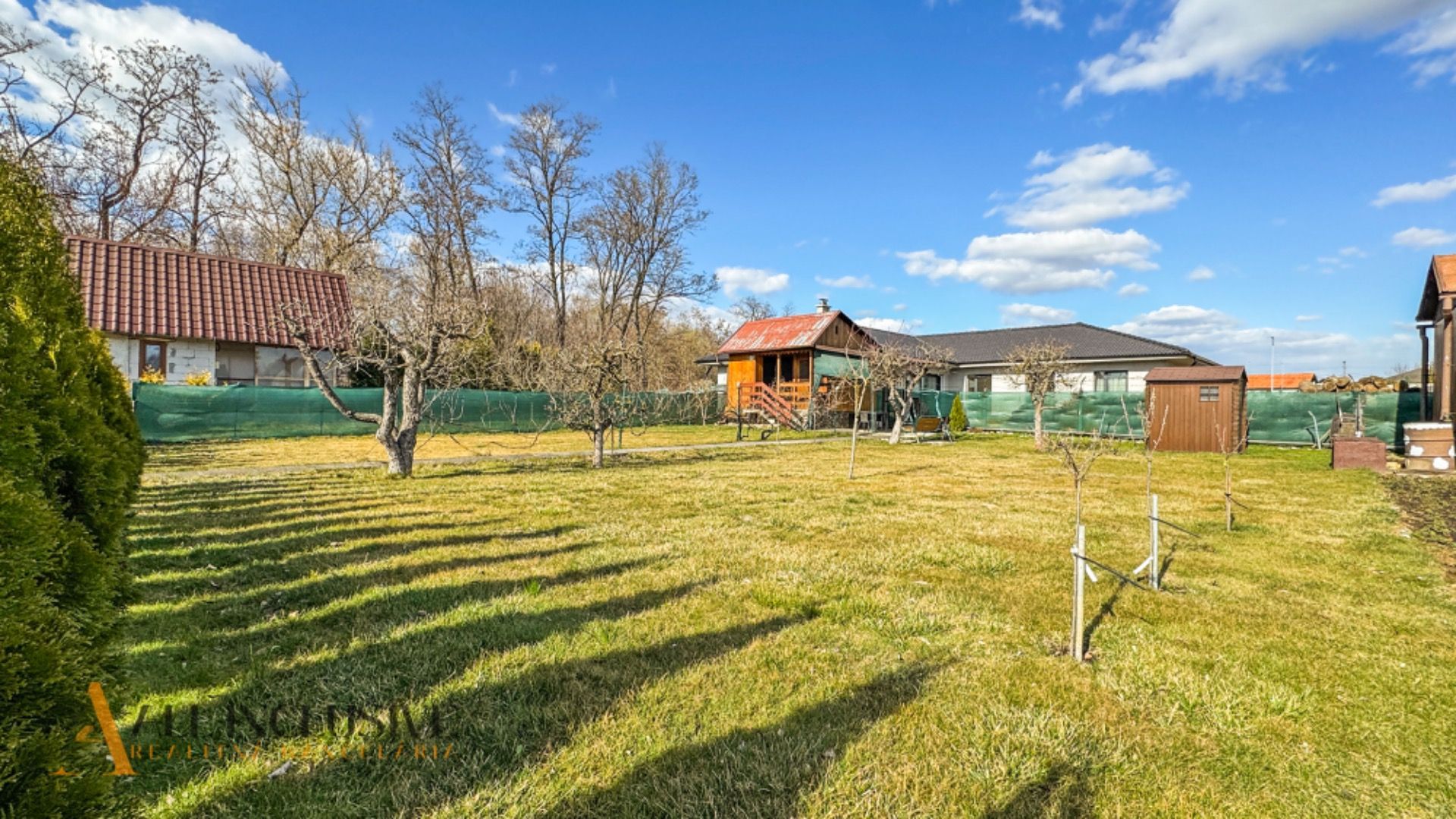 External property image