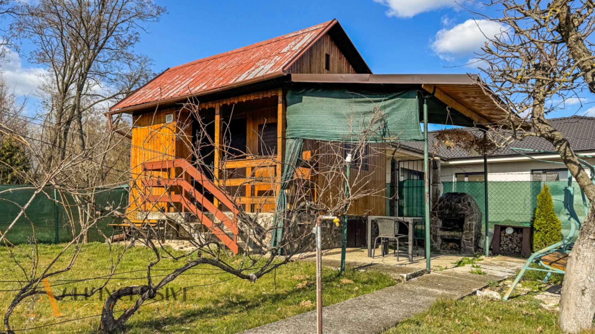 External property image