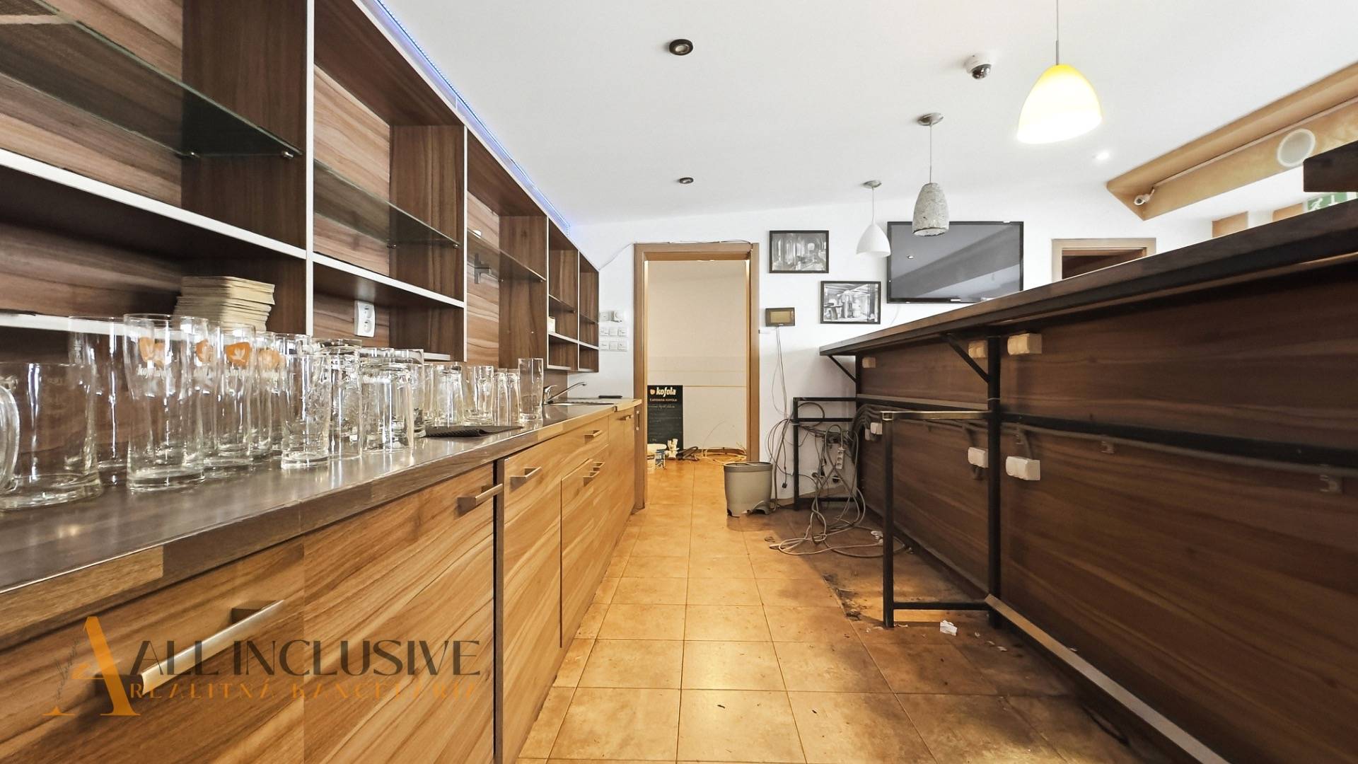 External property image