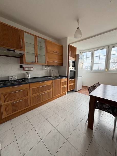 4 izbový byt na ulici Švabinského, Petržalka