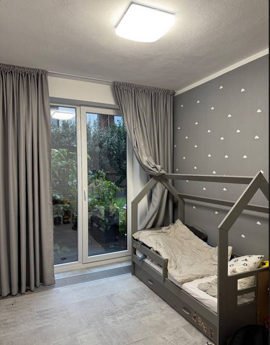 Výnimočný 3-izbový byt s predzáhradkou na Kolibe