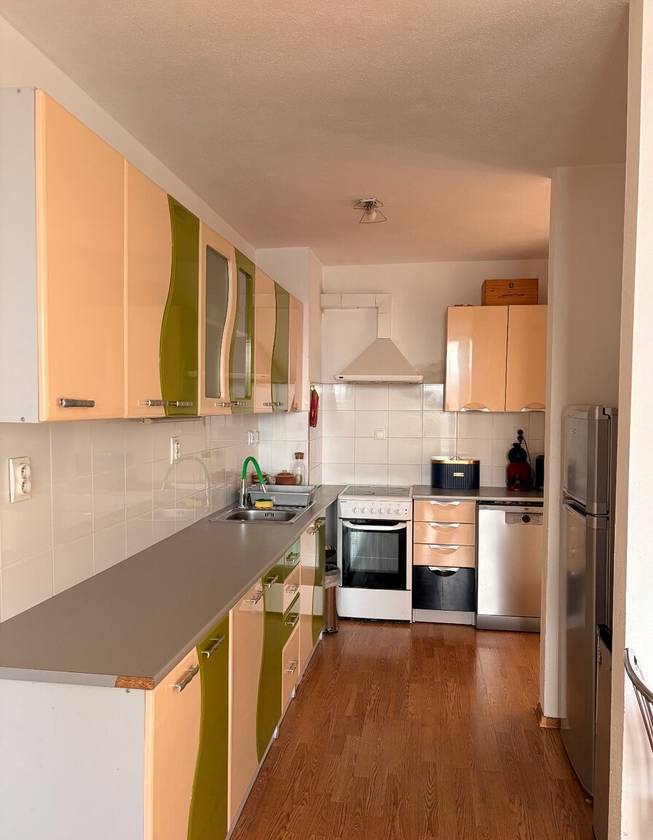 4-izbový byt, Bratislava/Nové Mesto, ulica Nová Rožňavská